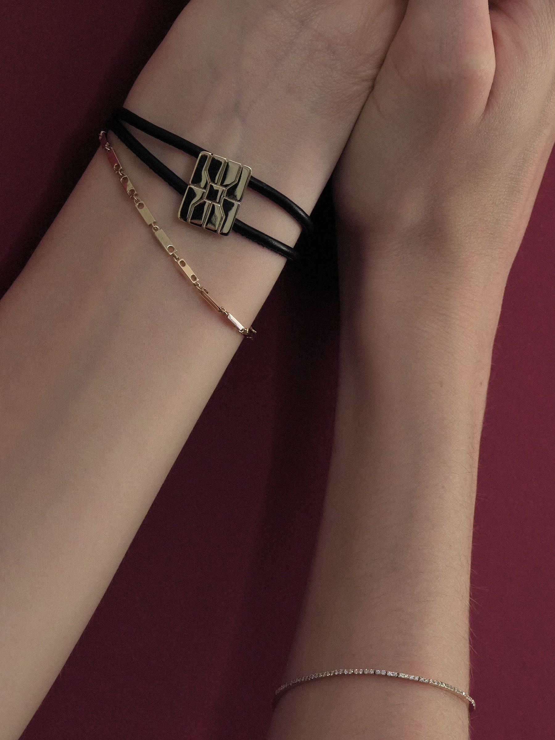 
        Leather Cord With Gold Caps 0.00