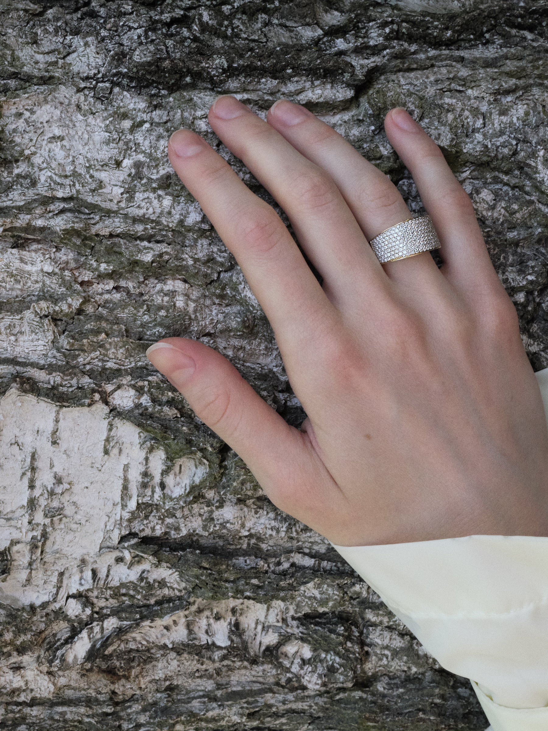 
        Diamond Disc Ring 1.6