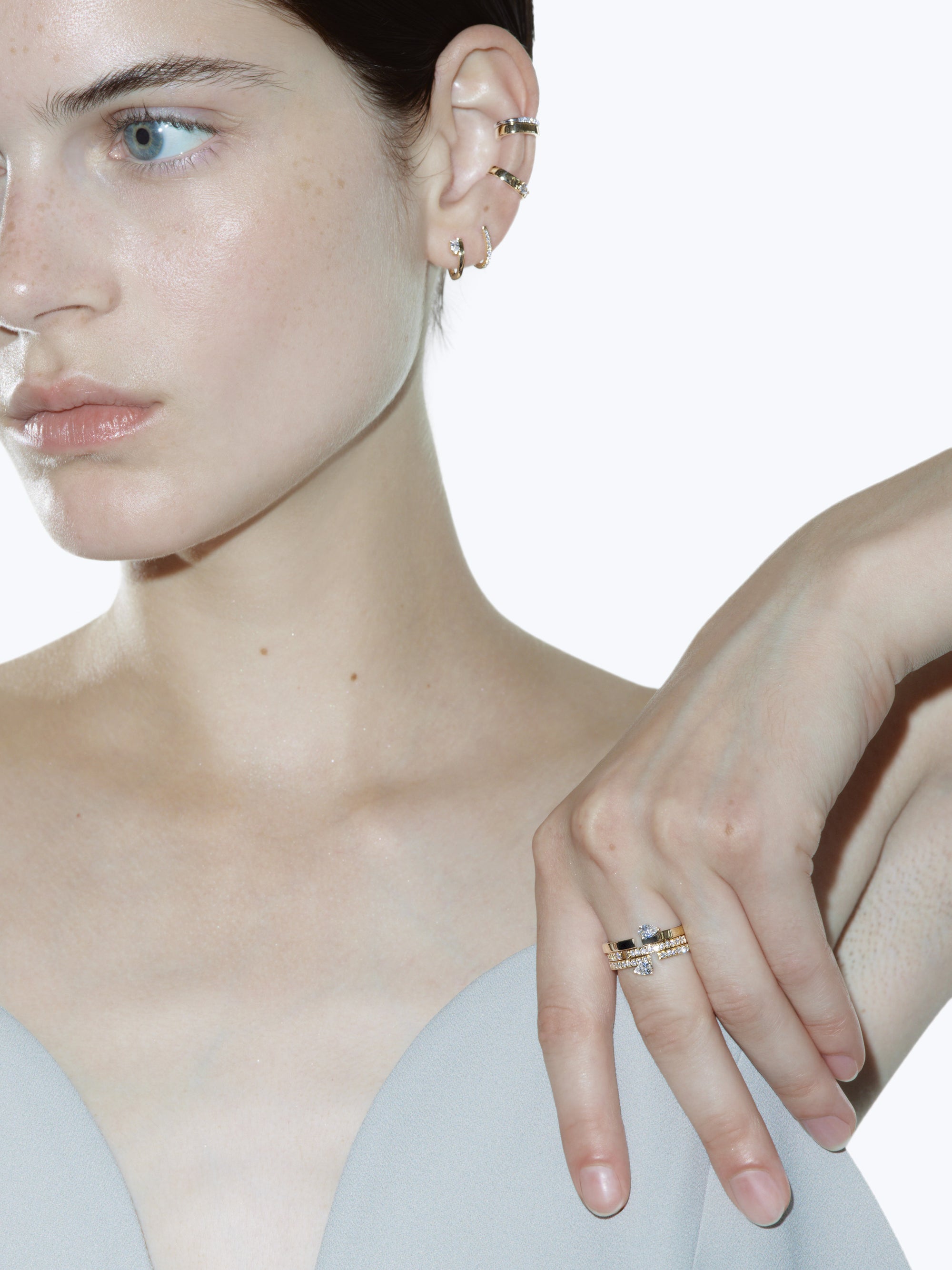 Floating Pear Diamond Split Ring 0.35