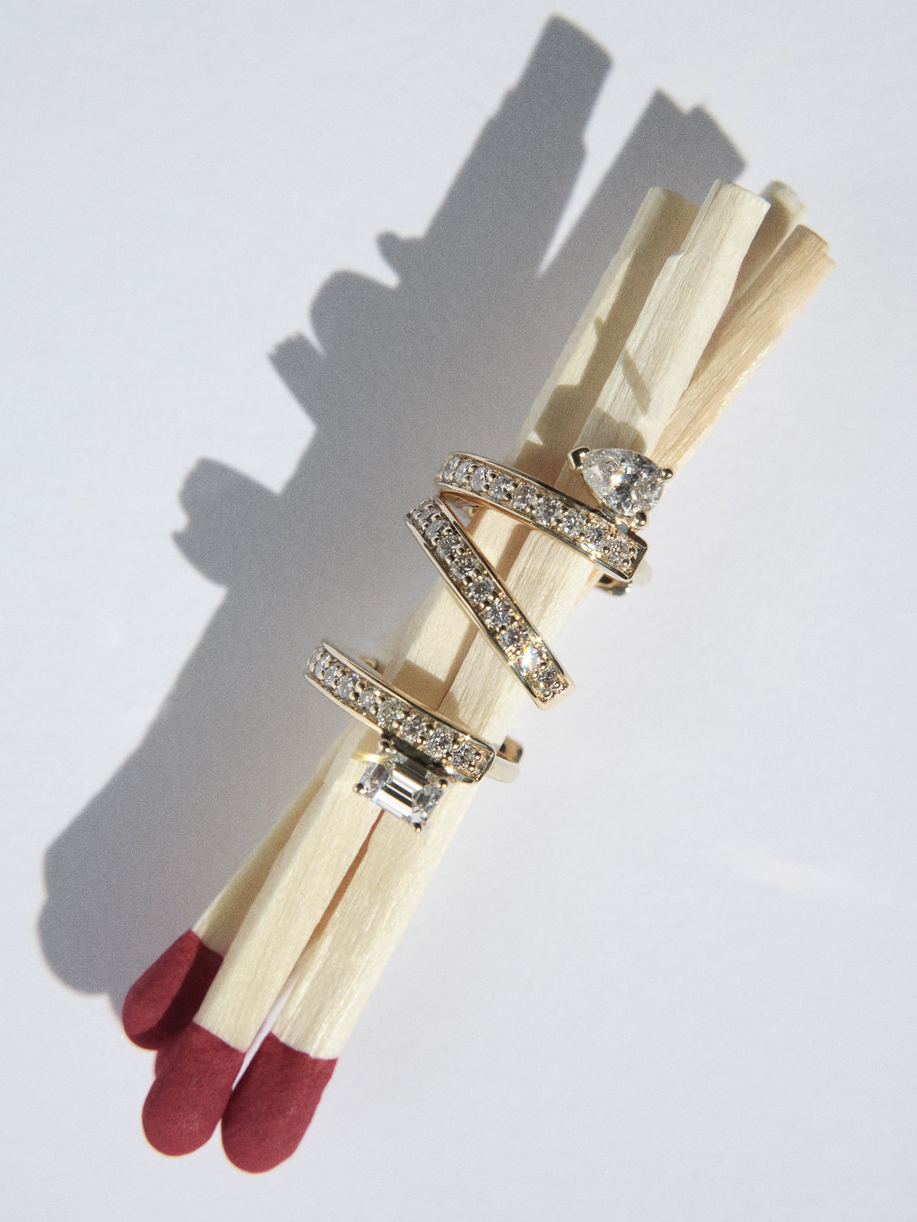 
        Mini Diamond Huggie 0.05