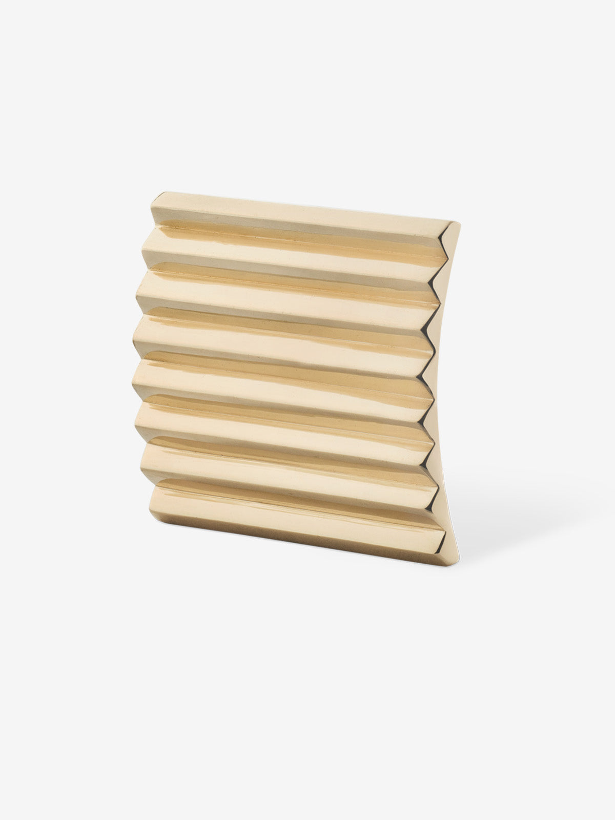 Sculpted Gold Disc Earring 0.00