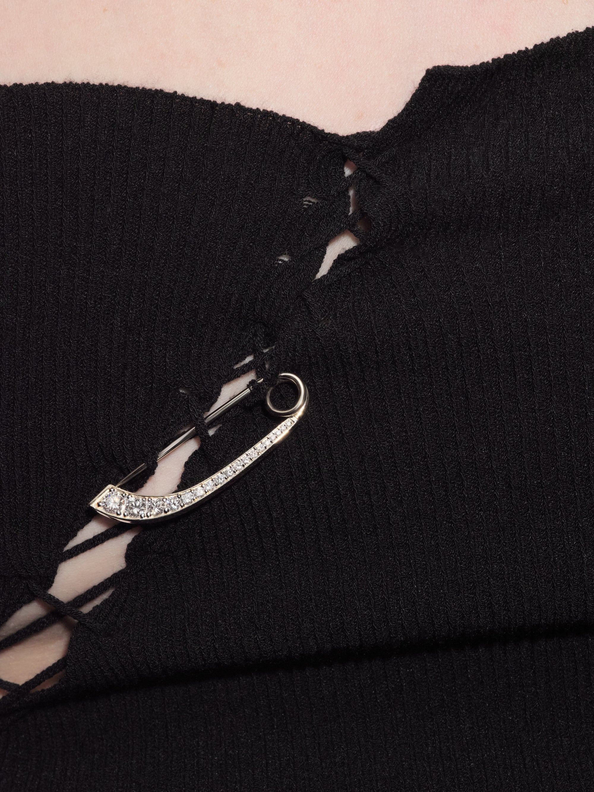 
        Angular Diamond Safety Pin 0.75