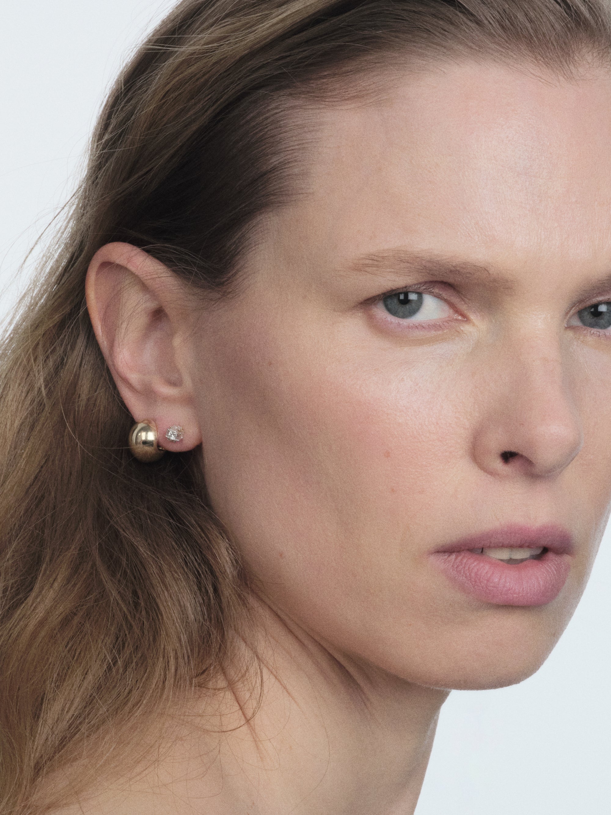 
        Gold Dome Ball Earring 0.00