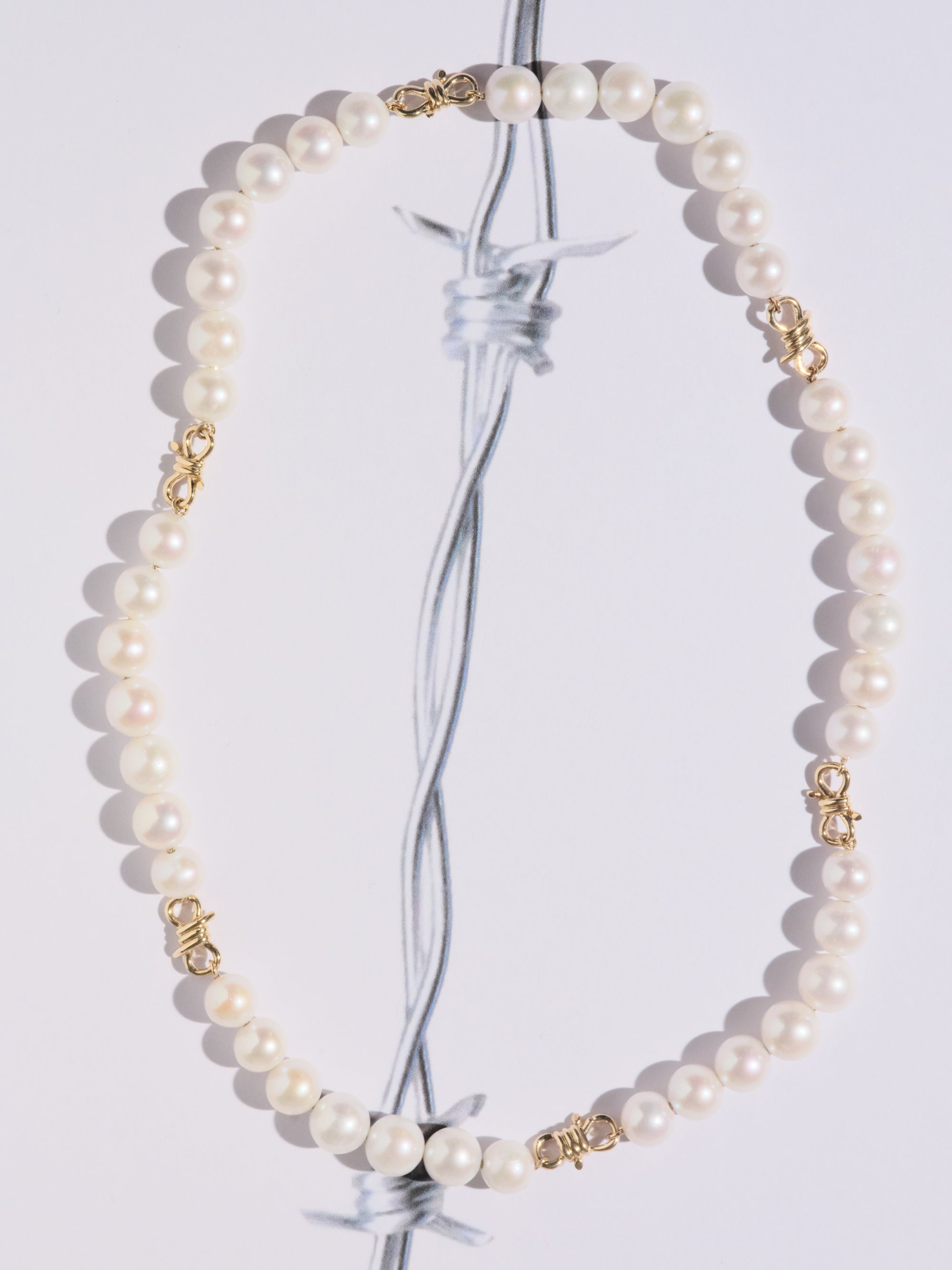 Barbed Wire Pearl Necklace 0.00