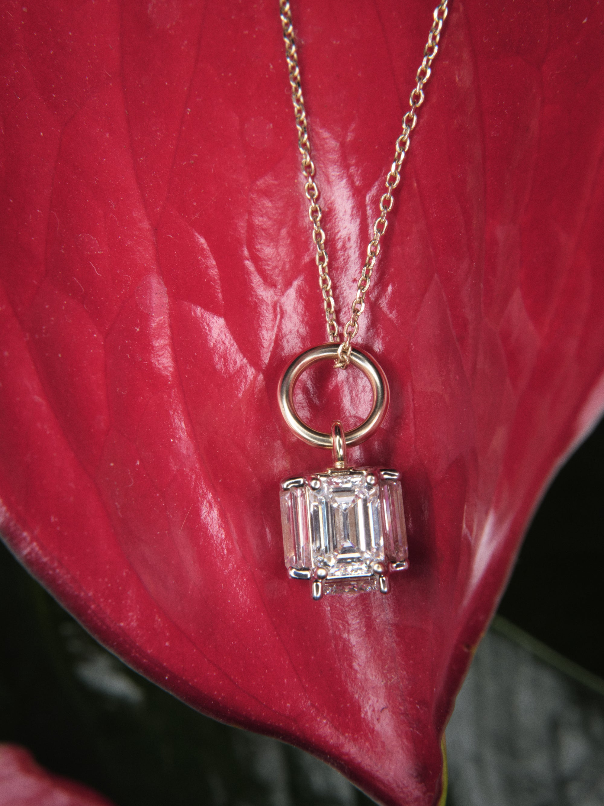 
        Diamond Cube Pendant 5.46