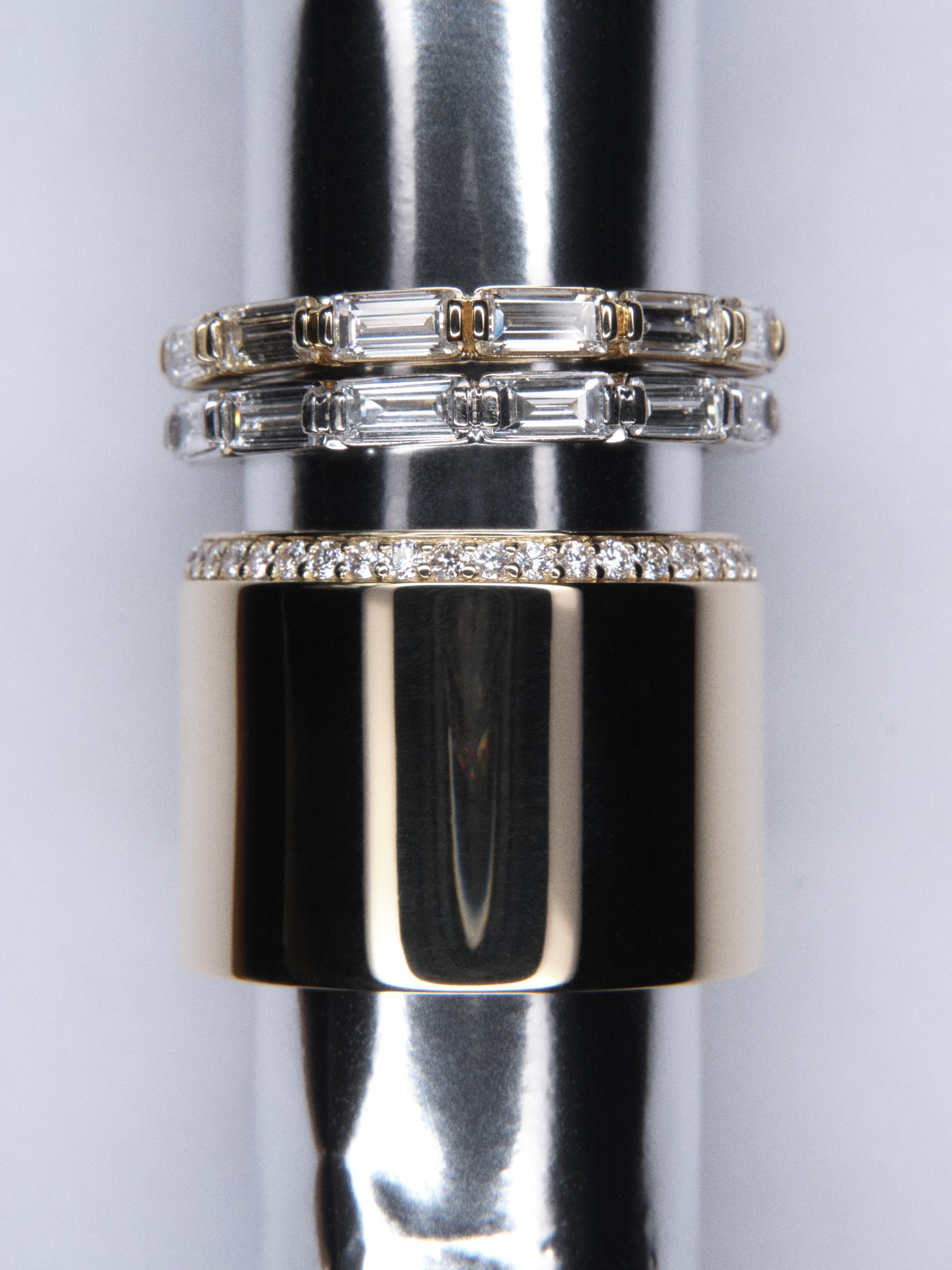 
        Gold Disc Diamond Band 0.40