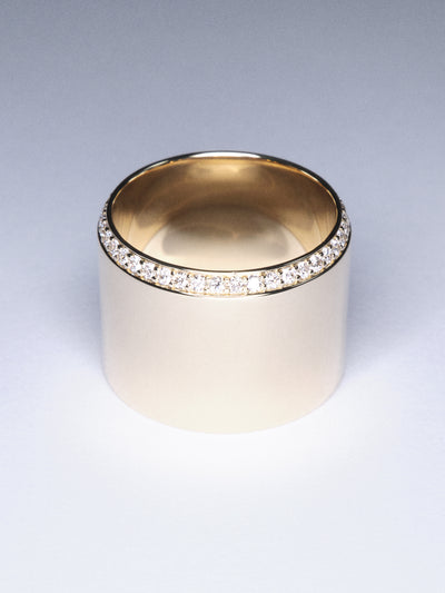 
            Gold Disc Diamond Band 0.40