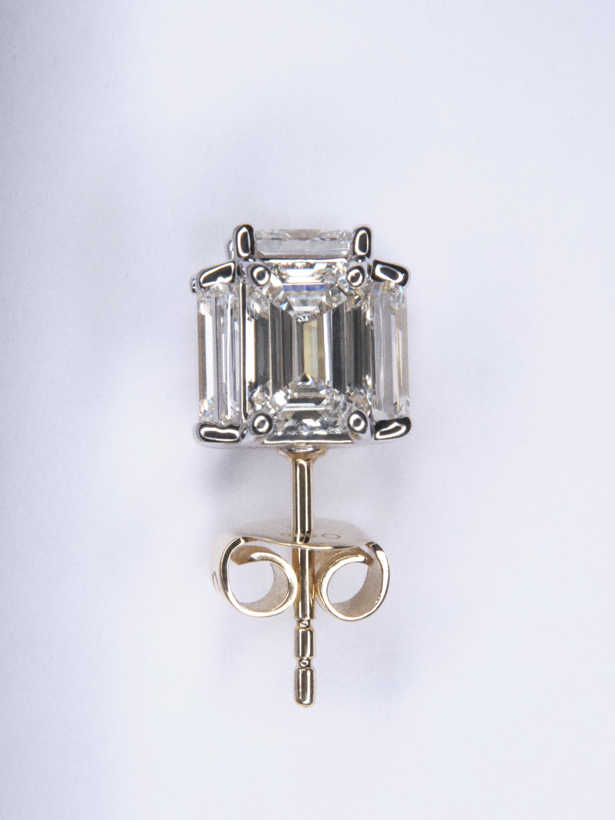 
        Diamond Cube Stud 5.38