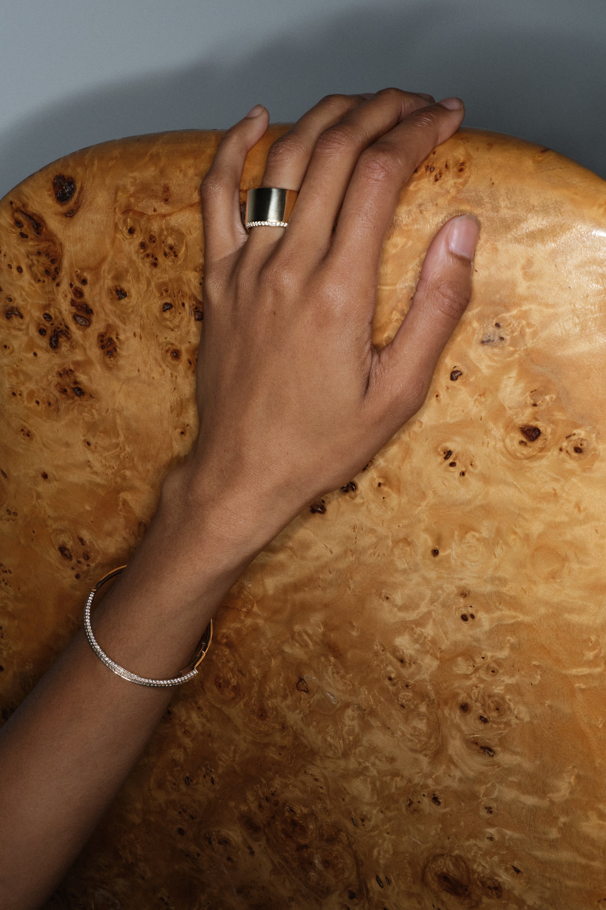 
        Gold Disc Diamond Band 0.40