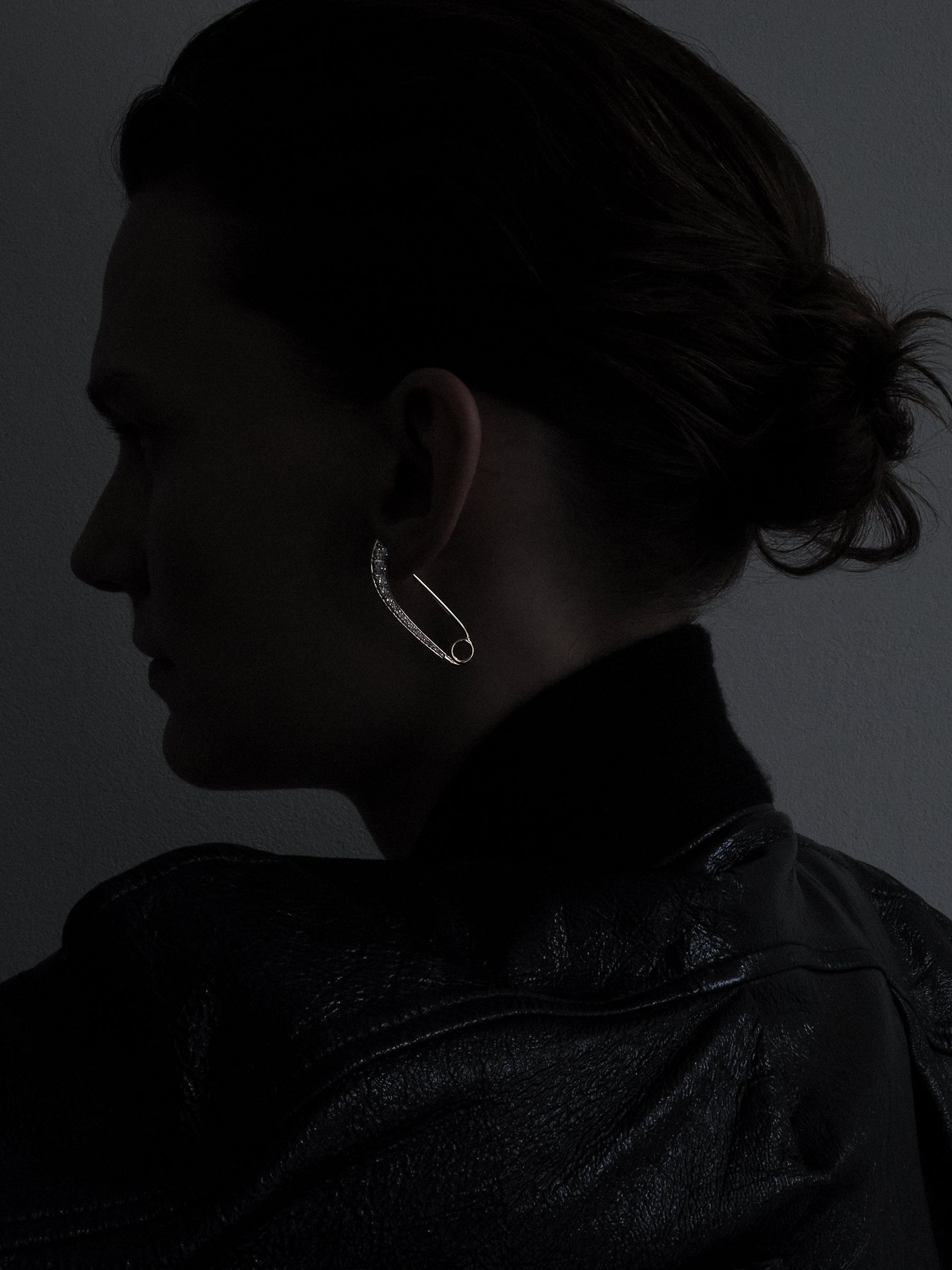 
        Angular Diamond Safety Pin 0.75