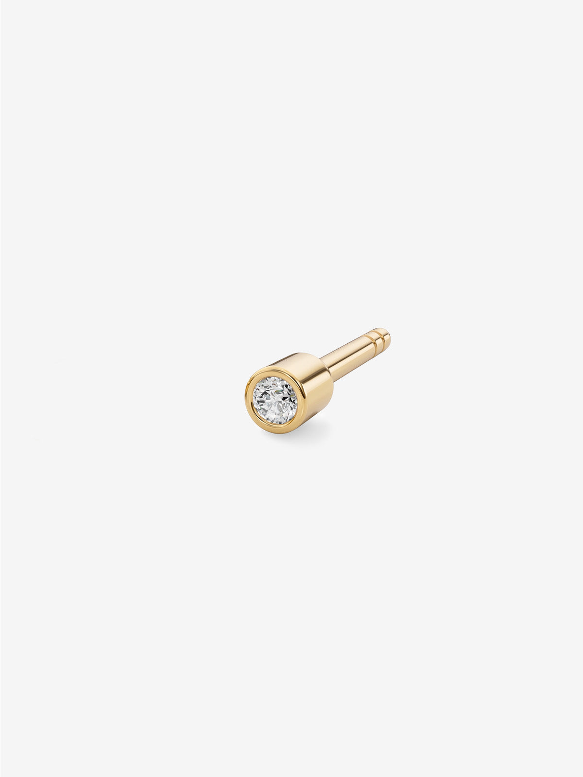 
        Bezel Diamond Stud 0.02