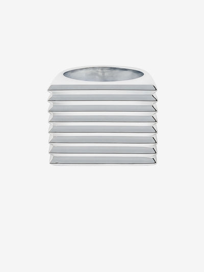 
            Sculpted Sterling Silver Disc Ring 0.00