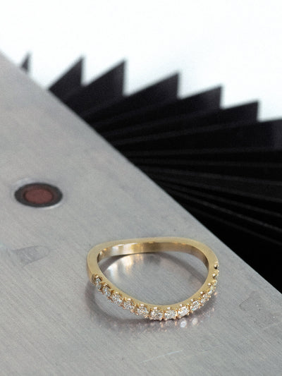 
            Diamond Wave Ring 0.40